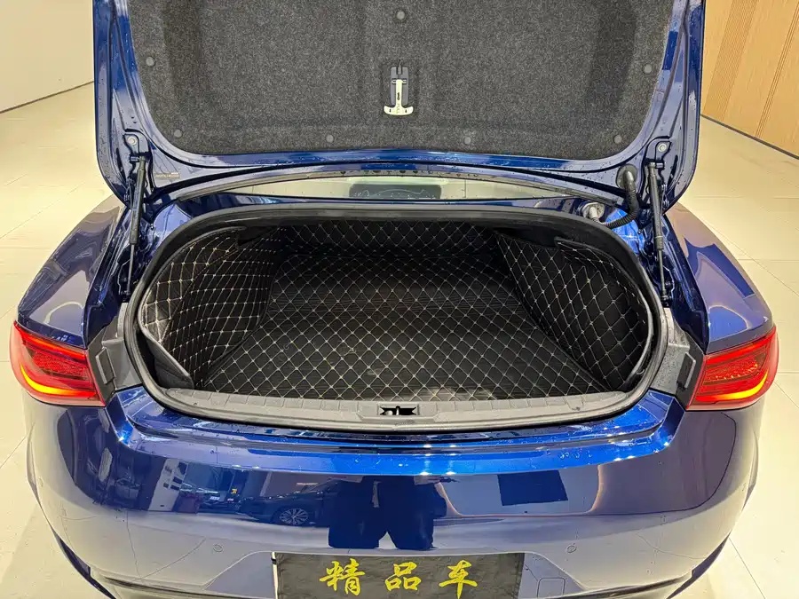 Infiniti  Infiniti Q60 S  2019 2.0T Luxury Sport Edition