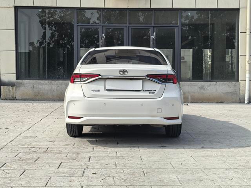 2021 Тойота Королла 1.2T S-CVT Пионер Эдишн