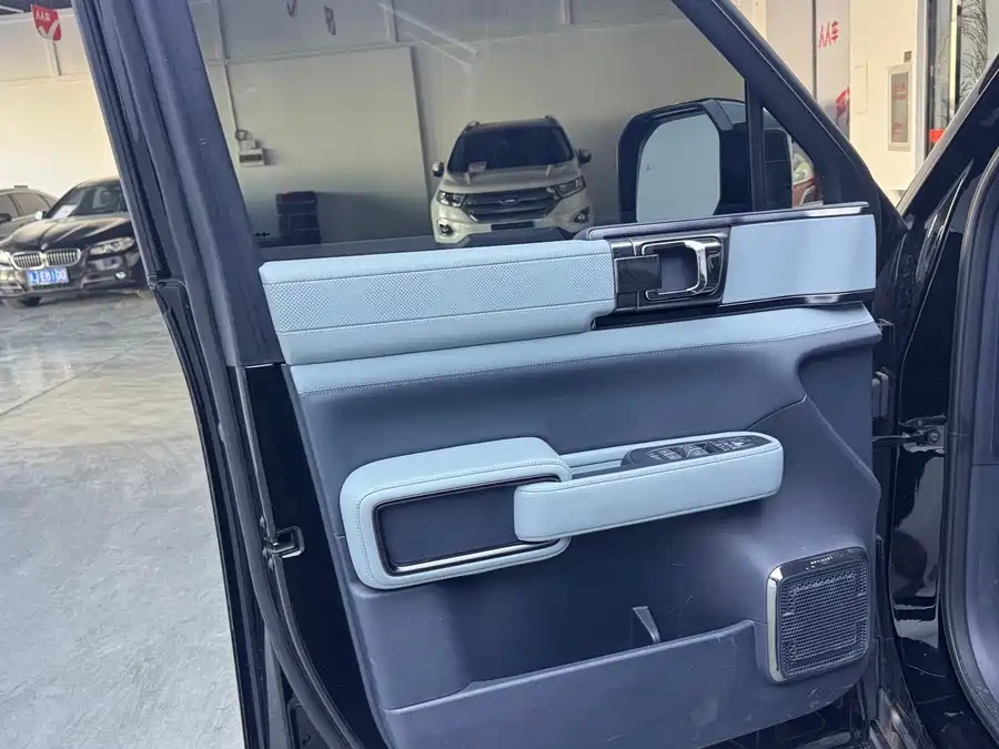 Leopard 2025 Leopard 5 Tianshen Intelligent Driving Max Edition