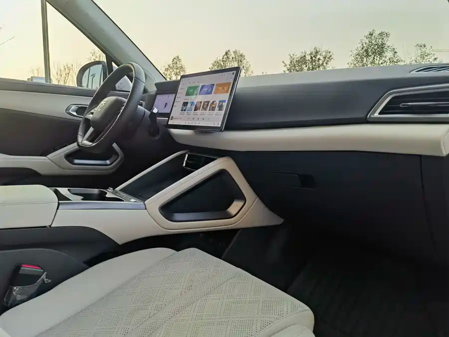 BYD BYD YUAN UP 2025 Smart Driving Edition 401KM Premium