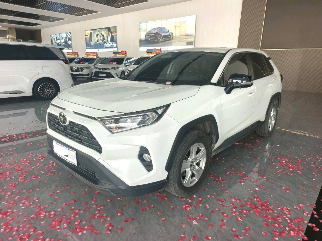 Toyota RAV4 2021 Model 2.0L CVT Two-Wheel Drive Urban Edition - Used SUVs from China: Why Overseas Dealers Are Adding More Crossovers to Inventory