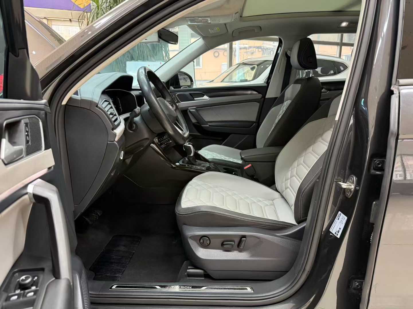 Volkswagen Tayron 2023 280TSI Comfort Plus 2WD Advanced Version