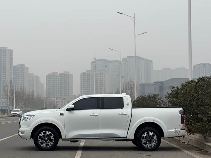 Great Wall  2021 PAO 2.0T passenger car global version automatic gasoline 4WD comfortable model