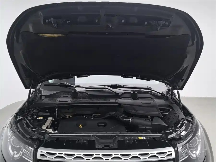 Land Rover  Land Rover Discovery Sport 2017 2.0T HSE