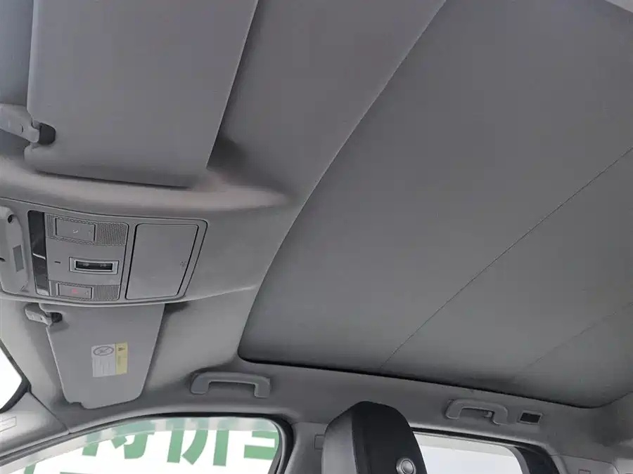 Land Rover  Land Rover Discovery Sport 2017 2.0T HSE