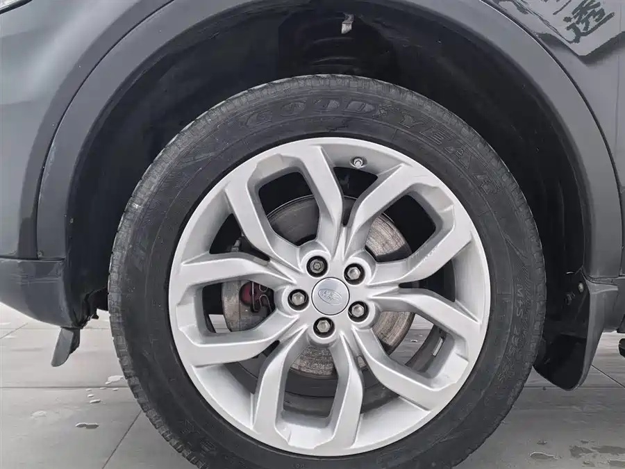 Land Rover  Land Rover Discovery Sport 2017 2.0T HSE