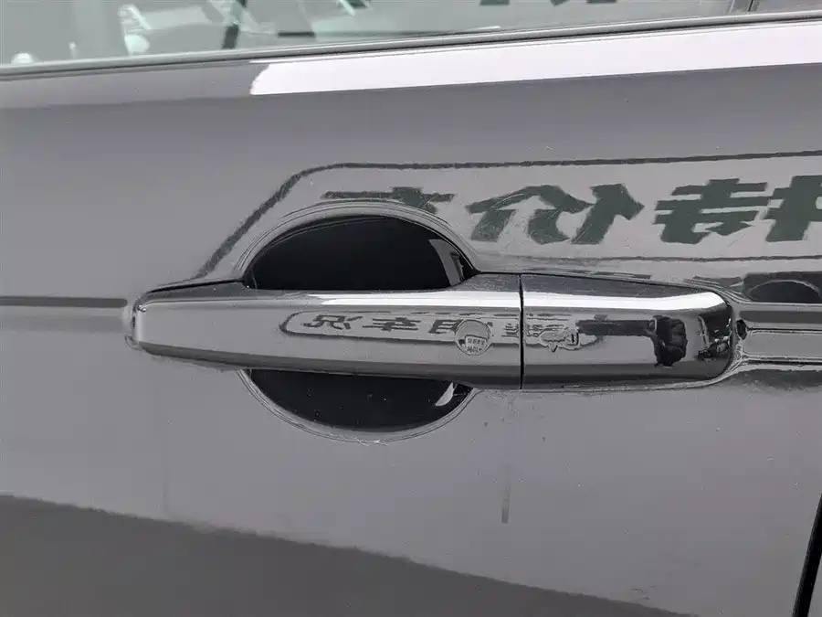 Land Rover  Land Rover Discovery Sport 2017 2.0T HSE