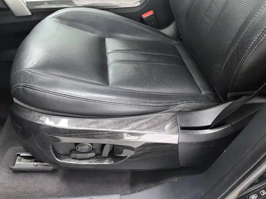 Land Rover  Land Rover Discovery Sport 2017 2.0T HSE