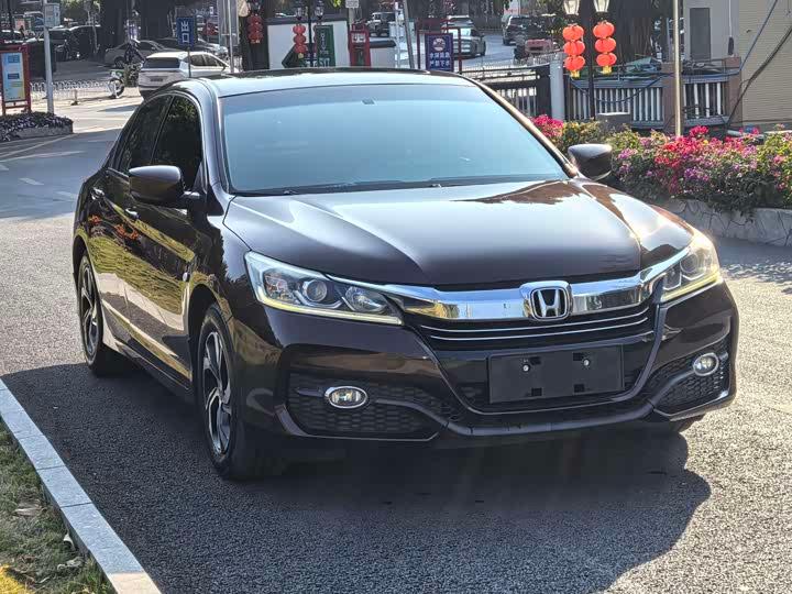 2016 Honda Accord 2.0L CVT Comfort Edition