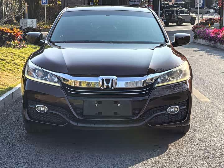 Honda 2016 Honda Accord 2.0L CVT Comfort Edition