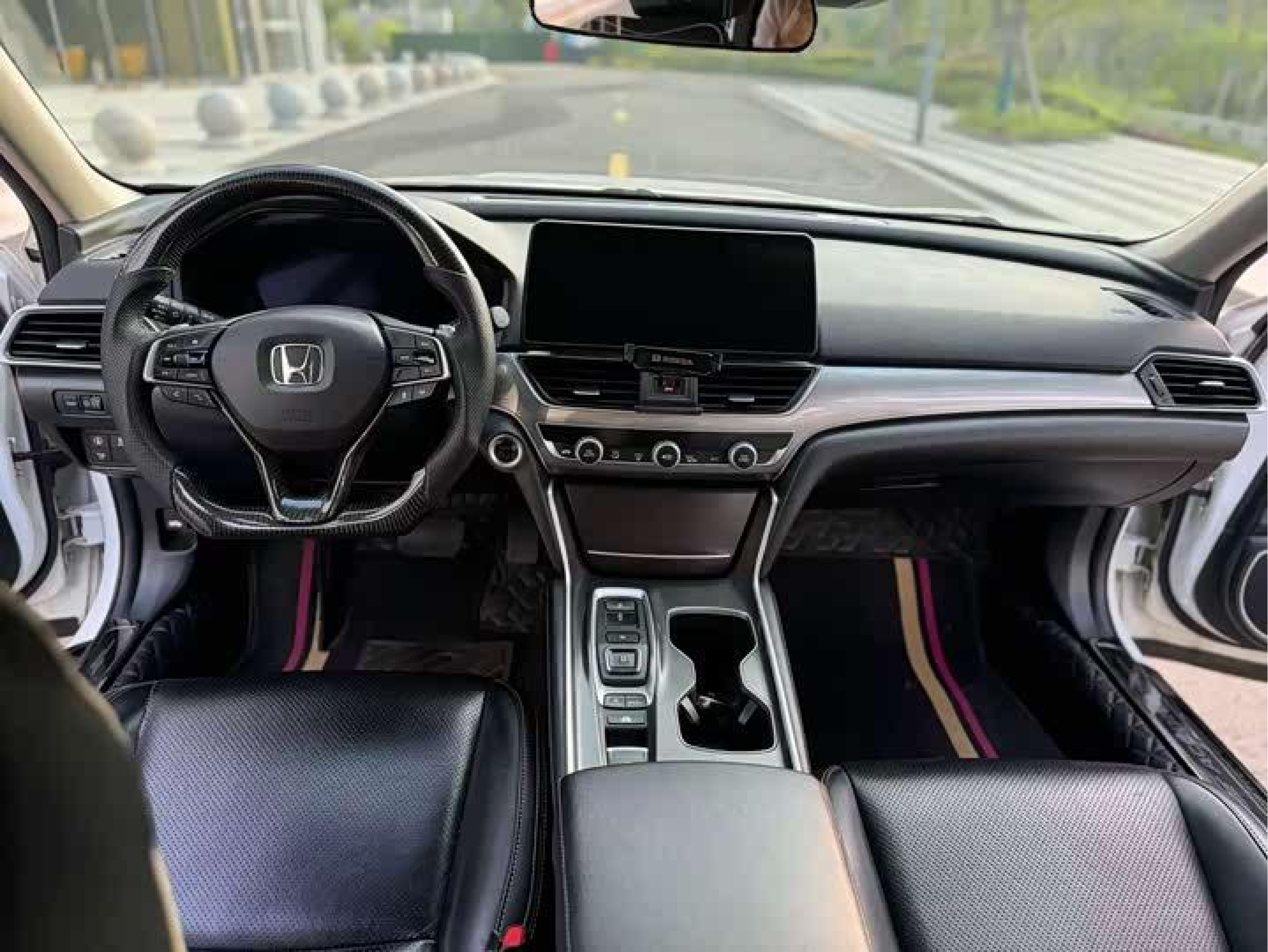 Honda 2018 Honda Accord Hybrid 2.0L Sport Edition 