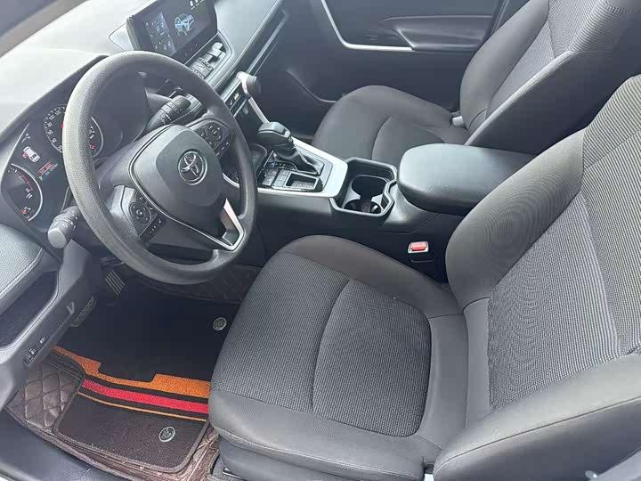 Toyota 2024 Toyota RAV4 2.0L CVT 2WD Urban Edition