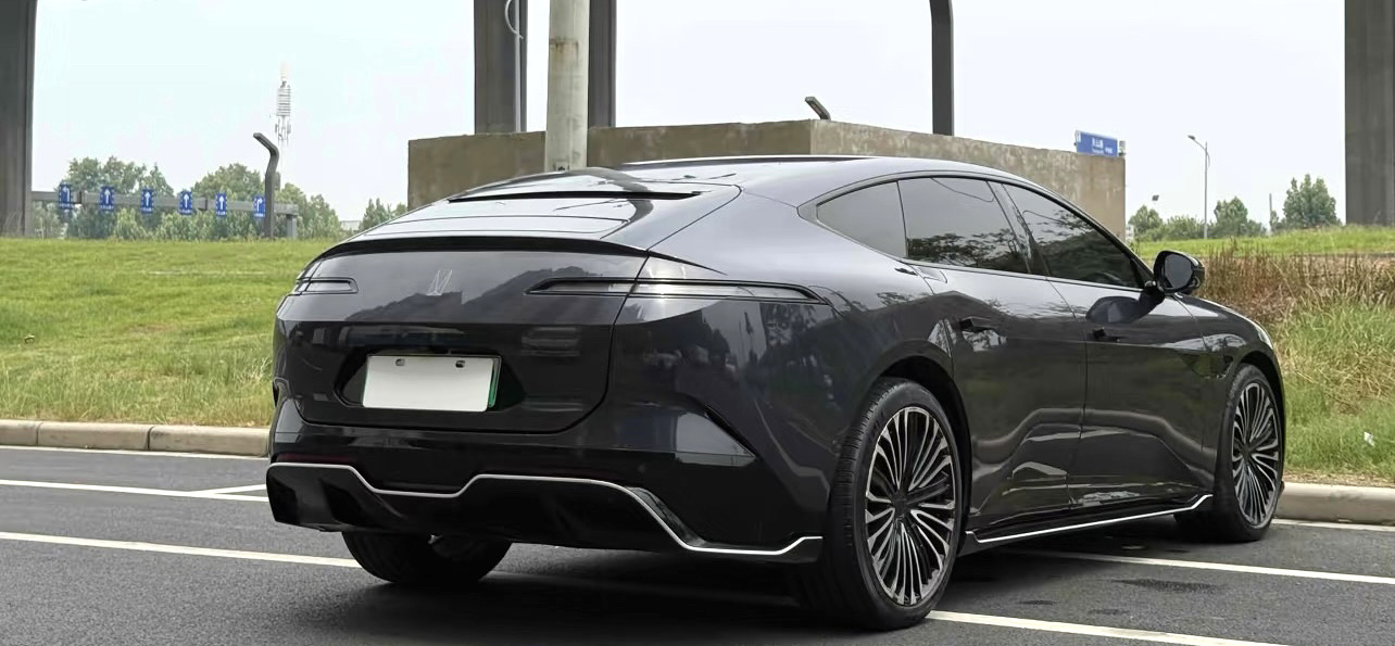 AVATR 2025 AVATR 12 Max Pure Electric RWD