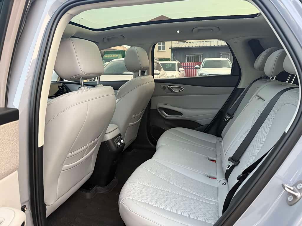 BYD 2025 BYD Sealion 05 EV 520KM Flagship Smart Navigation Edition