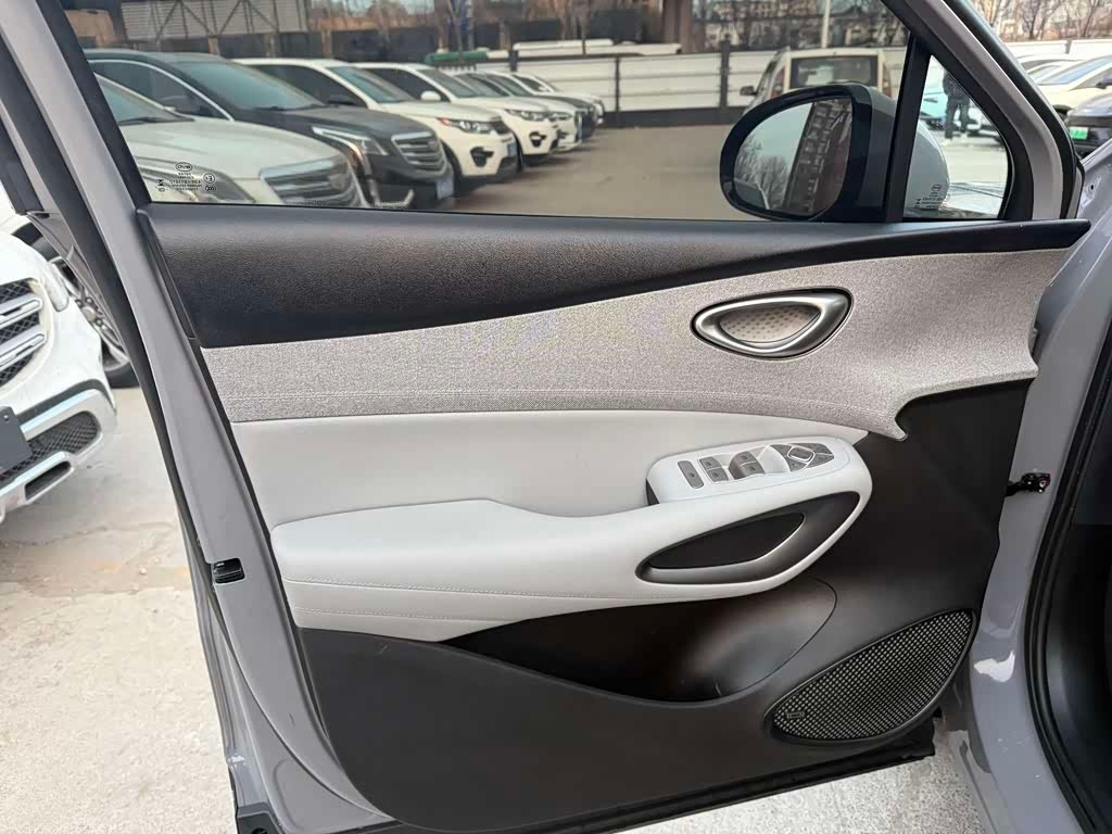 BYD 2025 BYD Sealion 05 EV 520KM Flagship Smart Navigation Edition