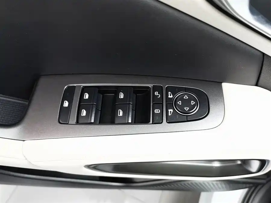 BYD Yuan UP 2024 401KM Vitality Edition