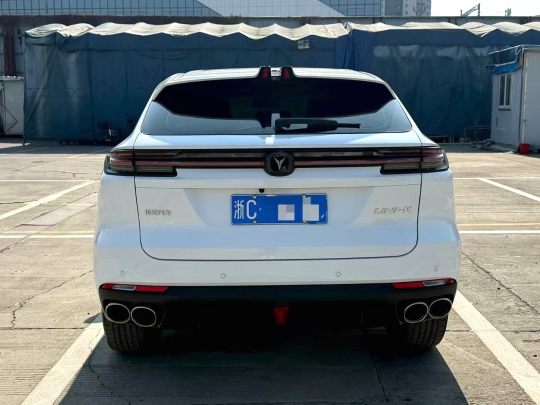 Changan UNI-K 2024 model 2.0T two-wheel drive global version