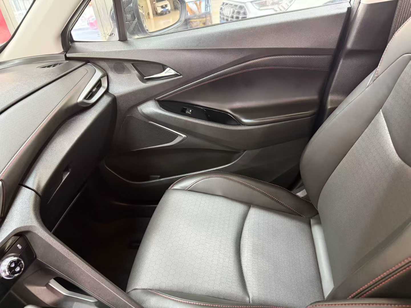 Chevrolet Orlando 2020 48V Mild Hybrid Redline 530T Automatic Premium Edition (5+2 Seats)