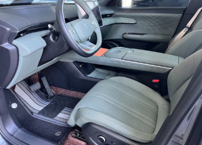 Deepal Deepal S07 2025 215MAX AD Pro Intelligent Driving Extended-Range Version