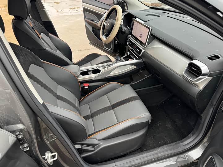 Geely Geely Coolray 2023 1.5TD DCT Platinum Edition