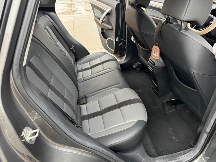 Geely Geely Coolray 2023 1.5TD DCT Platinum Edition