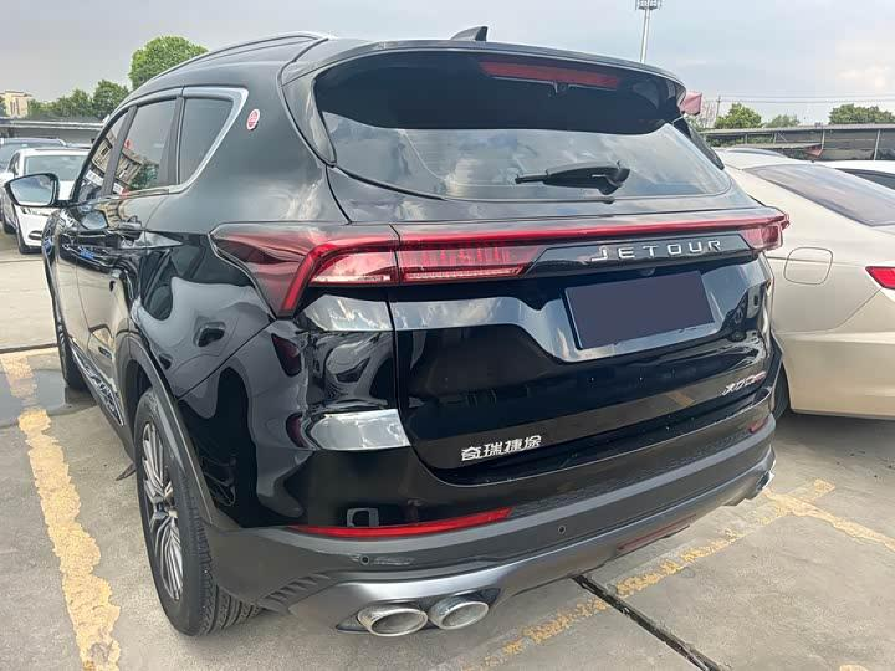 Jetour Jetour X70 PLUS 2023 1.5T DCT Self-Reliant PRO 7-Seater