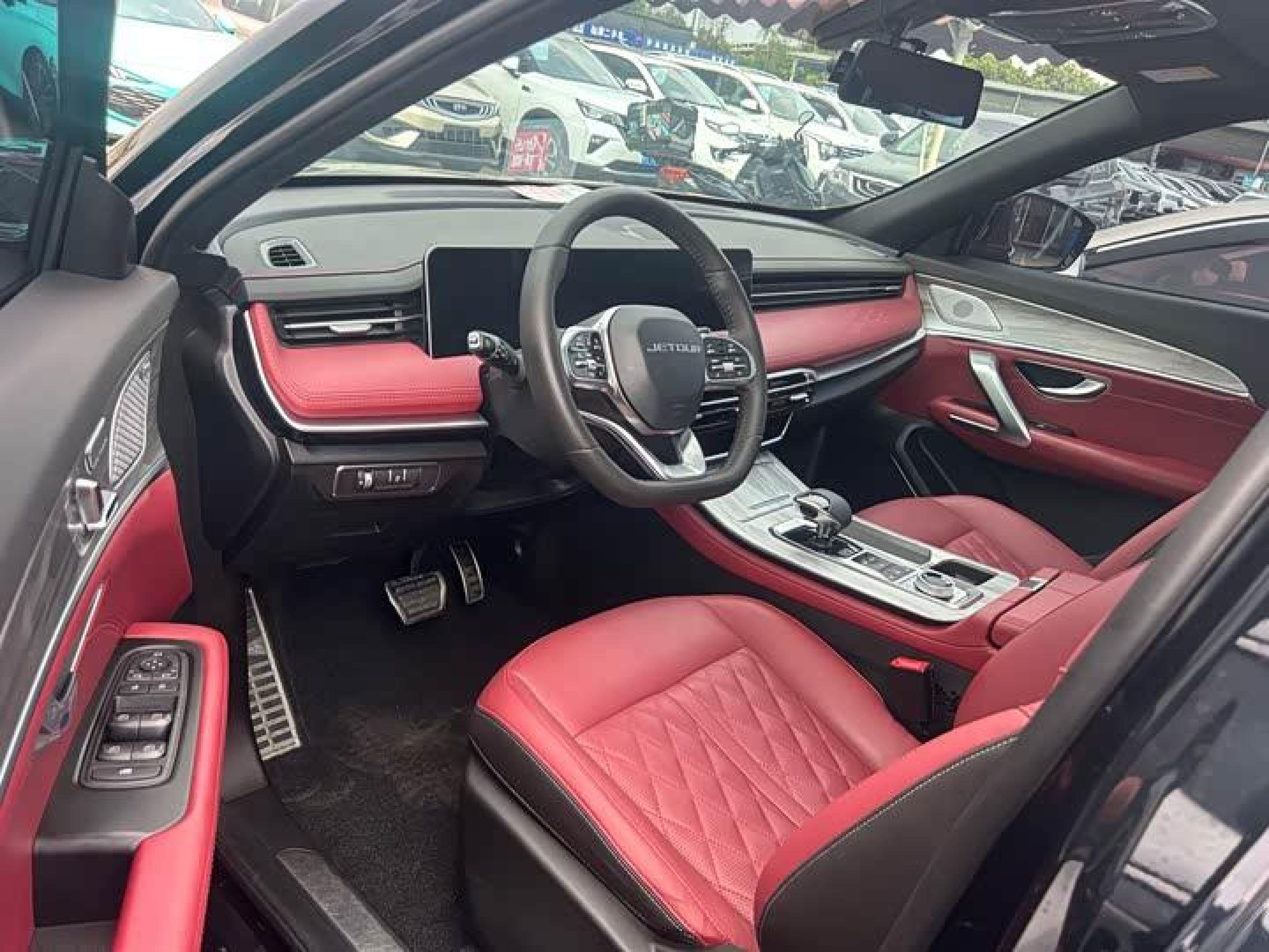 Jetour Jetour X70 PLUS 2023 1.5T DCT Self-Reliant PRO 7-Seater