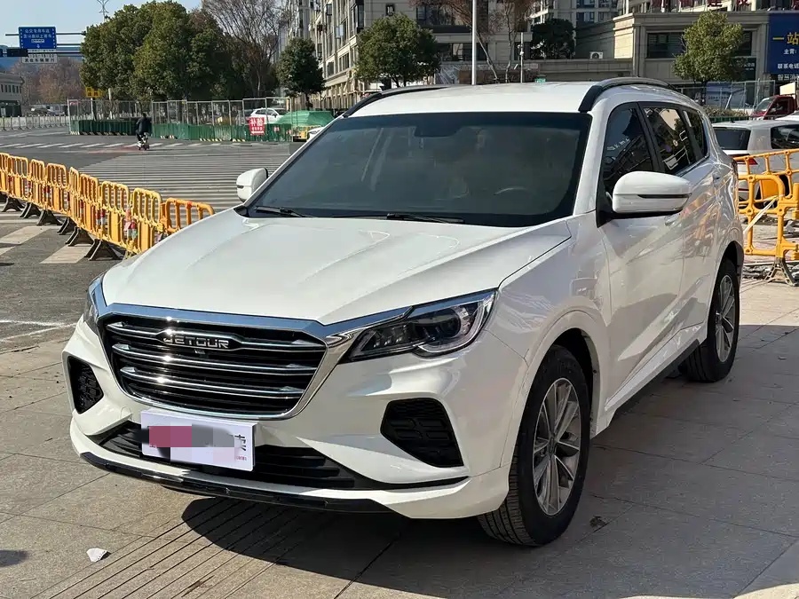 Jetour X70 2021 1.5T DCT Edición Especial I de 5 Asientos