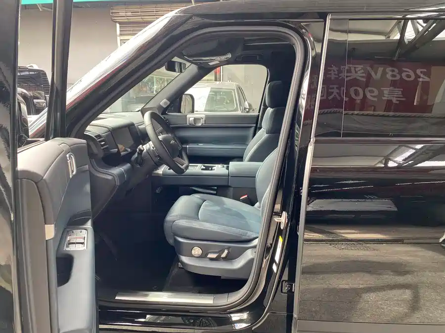 Leopard Leopard Titanium 7 2025 190KM AWD Ultra Edition