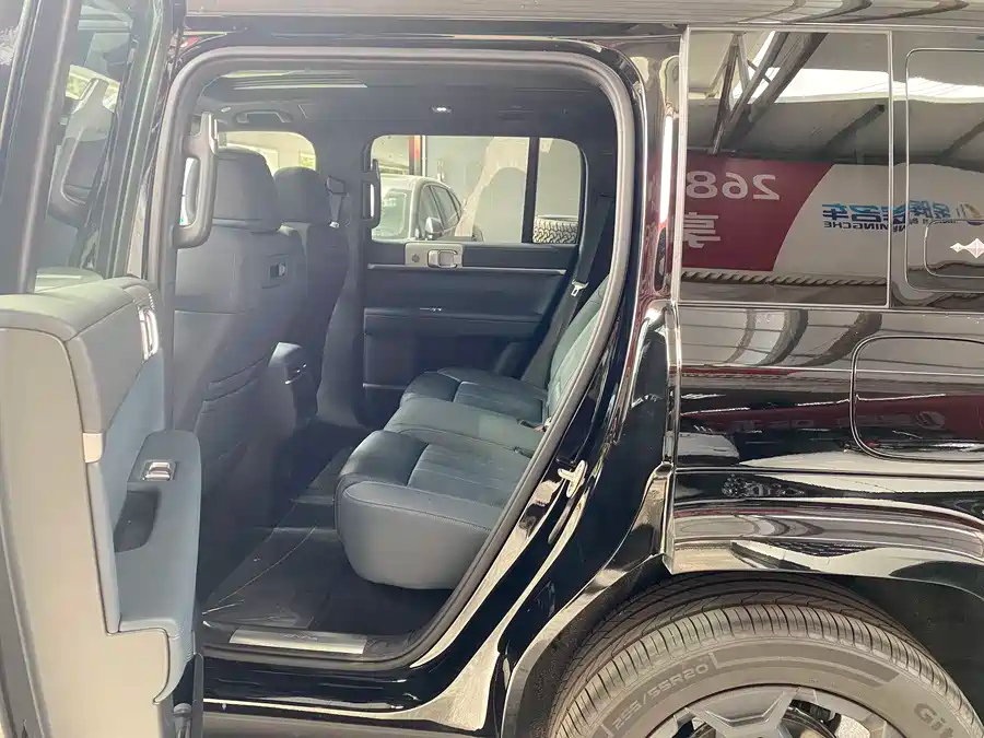 Leopard Leopard Titanium 7 2025 190KM AWD Ultra Edition