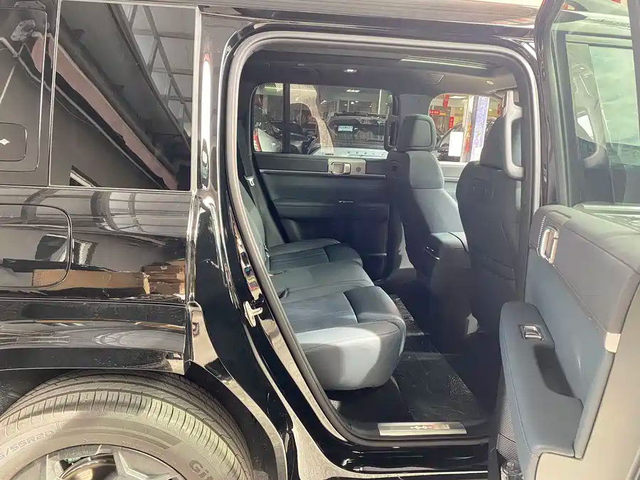 Leopard Leopard Titanium 7 2025 190KM AWD Ultra Edition