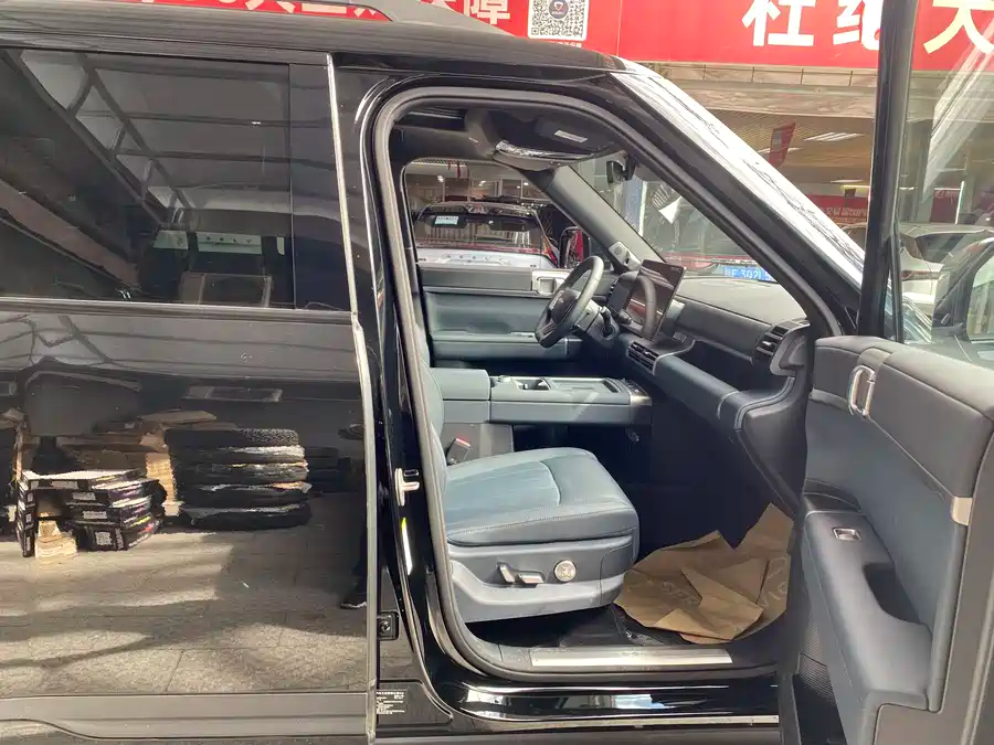 Leopard Leopard Titanium 7 2025 190KM AWD Ultra Edition