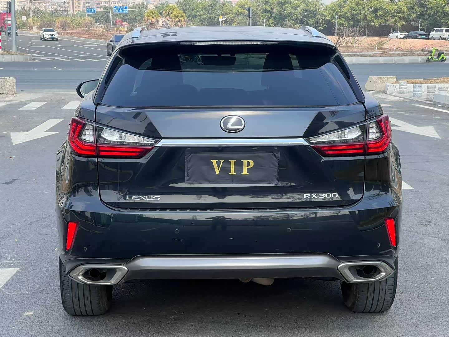 لكزس RX 2020 نموذج 300 AWD الإصدار الأنيق