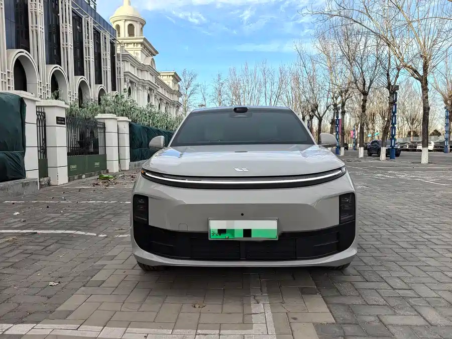 The Li Auto L6 2025 Max Intelligent Refresh Edition