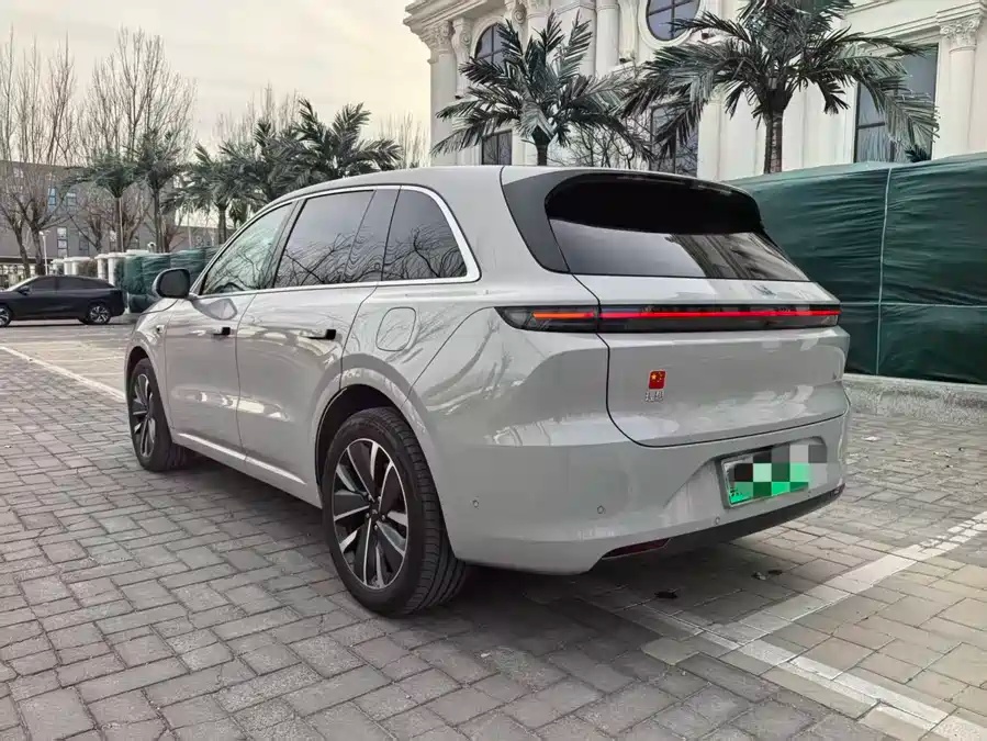 Li Auto The Li Auto L6 2025 Max Intelligent Refresh Edition