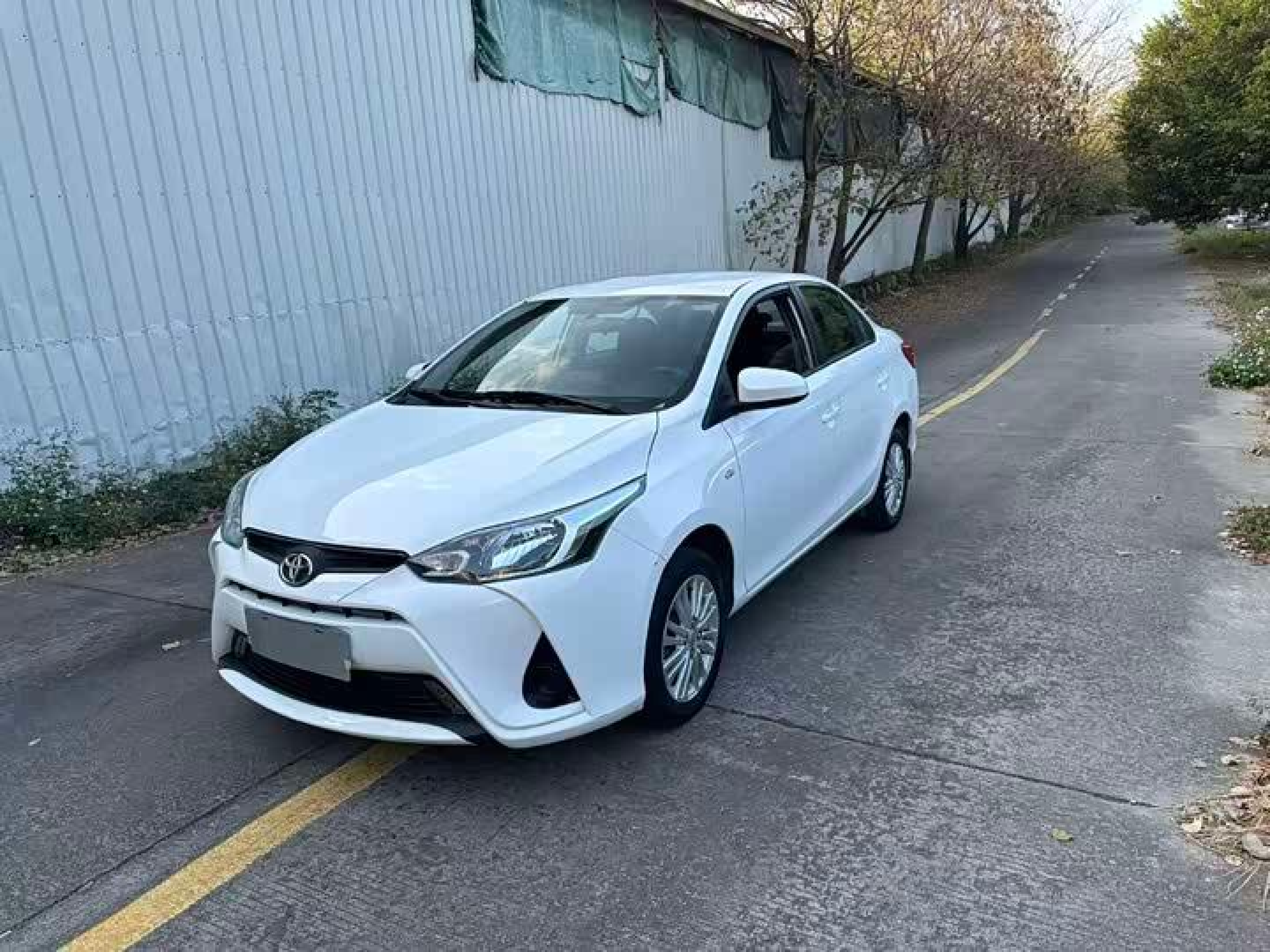 Toyota Toyota YARiS L 2017 1.5E CVT Dynamic Edition