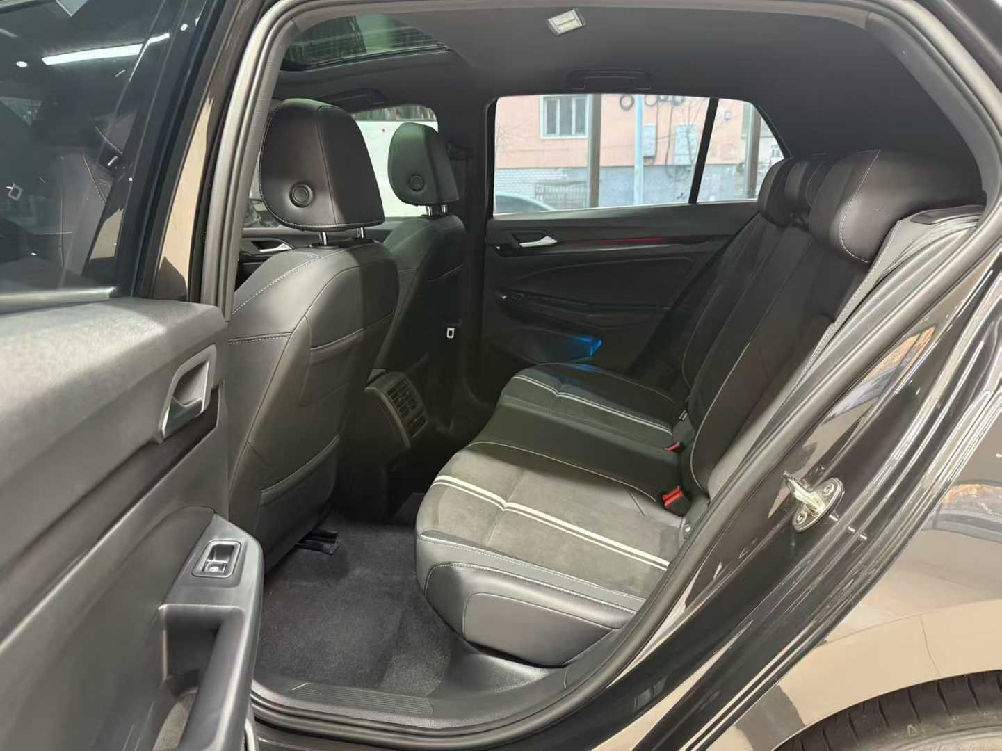 Volkswagen Volkswagen Golf 2021 280TSI DSG R-Line