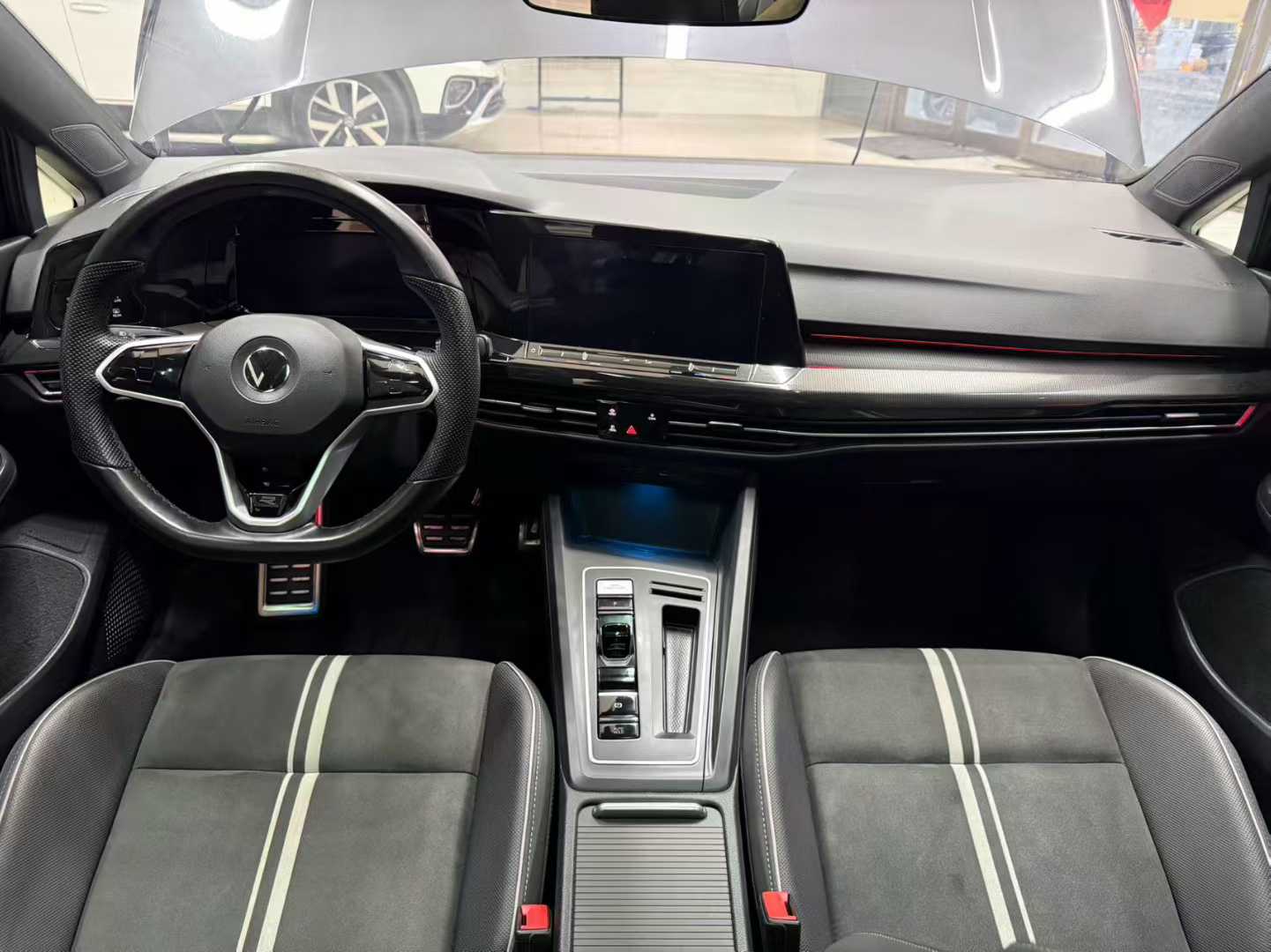 Volkswagen Volkswagen Golf 2021 280TSI DSG R-Line