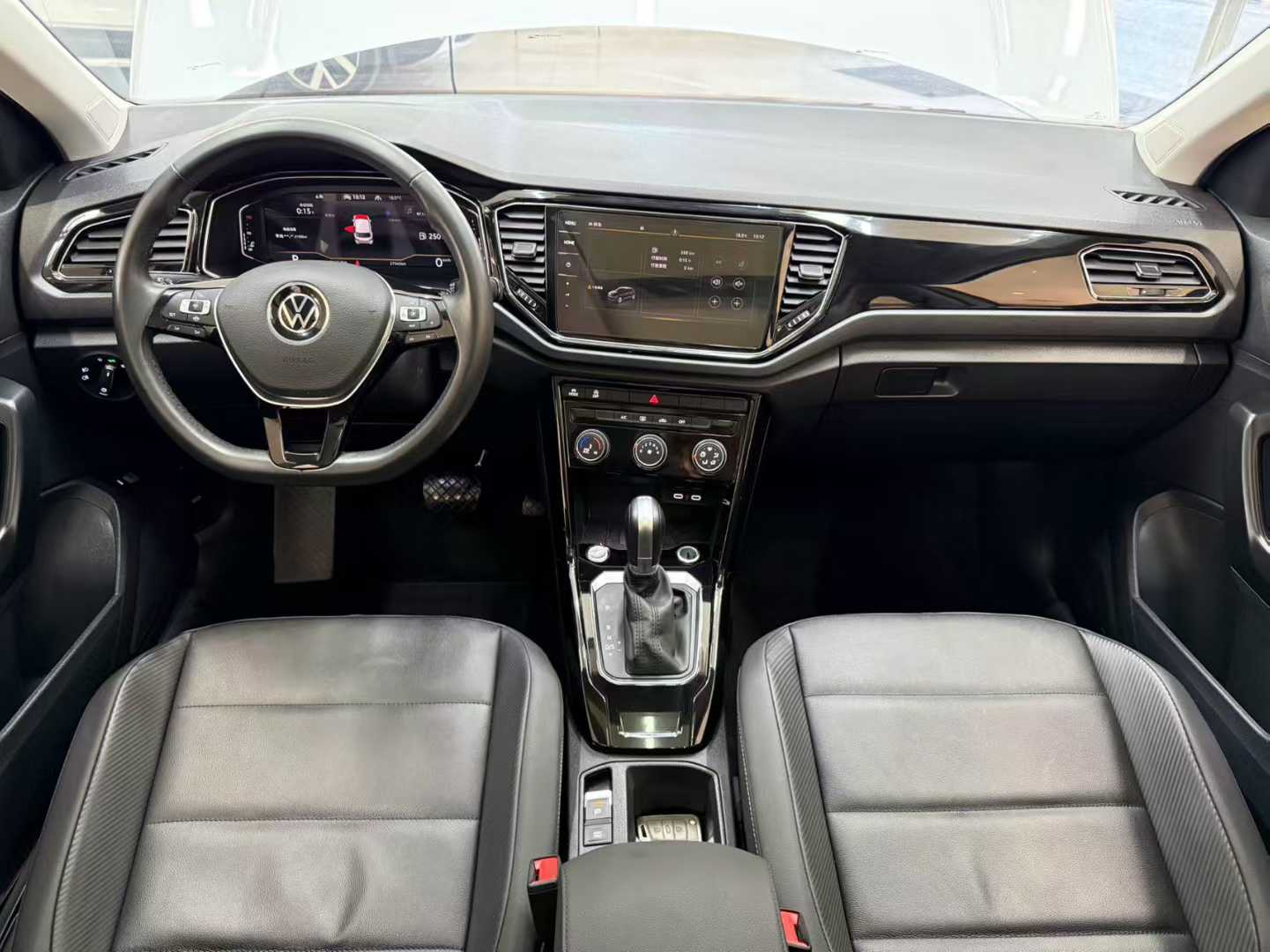 Volkswagen Volkswagen T-Roc 2021 280TSI DSG 2WD Comfort & Intelligent Connect Edition