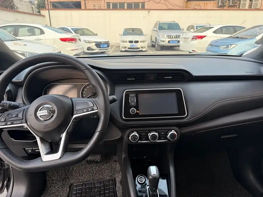 Nissan 2017 Nissan Kicks 1.5L CVT Smart Drive Edition