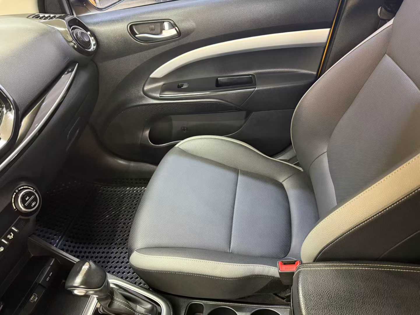 Kia 2021 Kia KX1 1.4L AT Enjoy Sport Edition