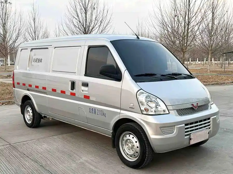 2021 Wuling Rongguang 1.5L Extended Basic Window Van  2-seater L3C