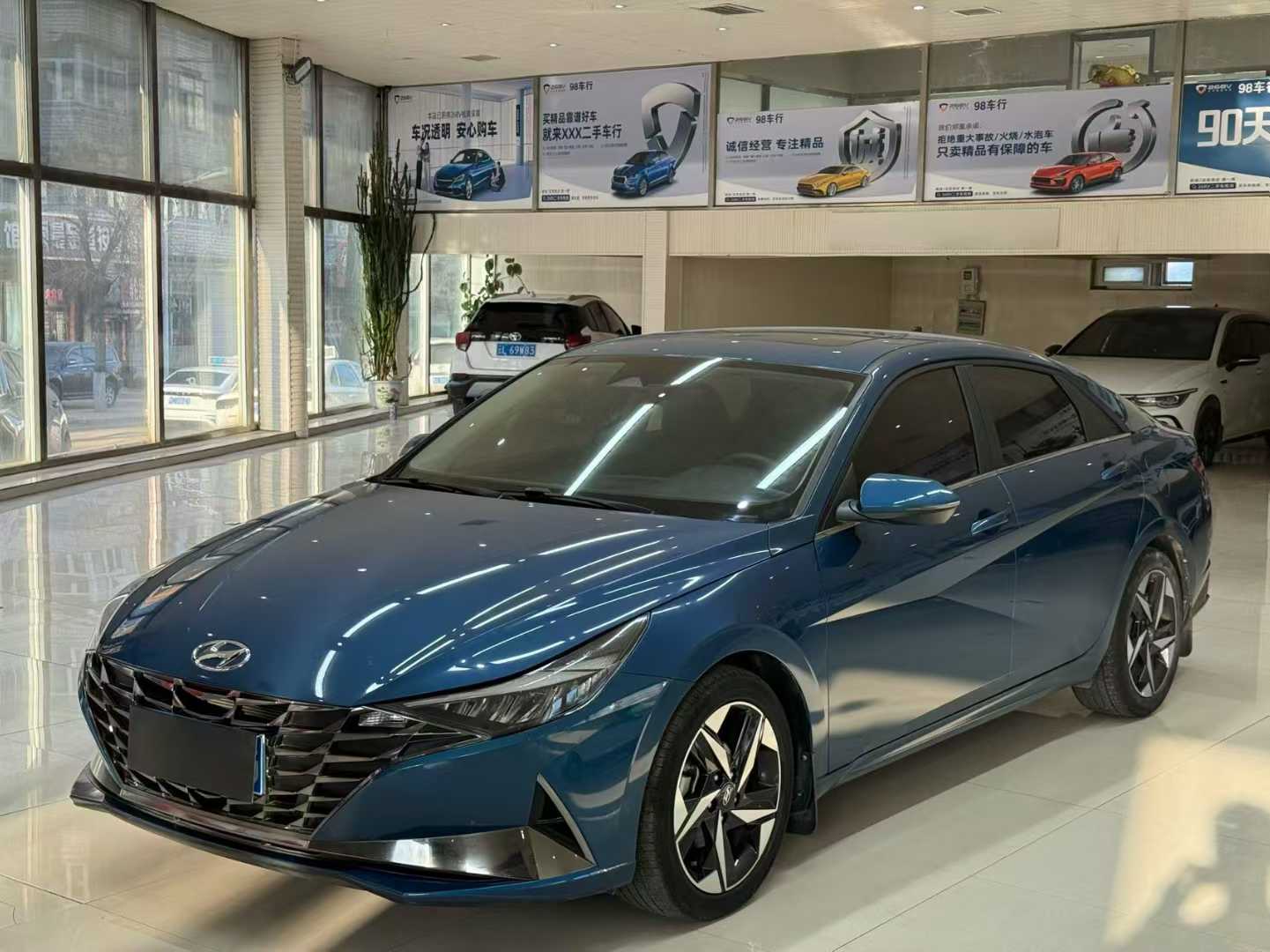 2022 Хендай Элантра 1,5 л CVT LUX Premium Edition