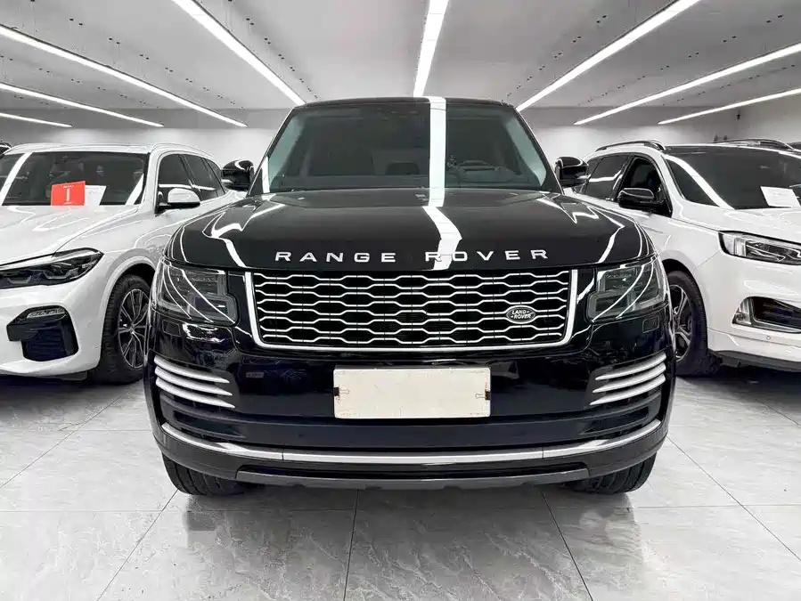 2022 Land Rover Range Rover 3.0 L6 360PS Autobiography