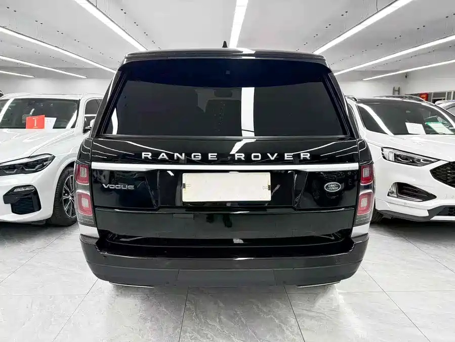 2022 Land Rover Range Rover 3.0 L6 360PS Autobiography