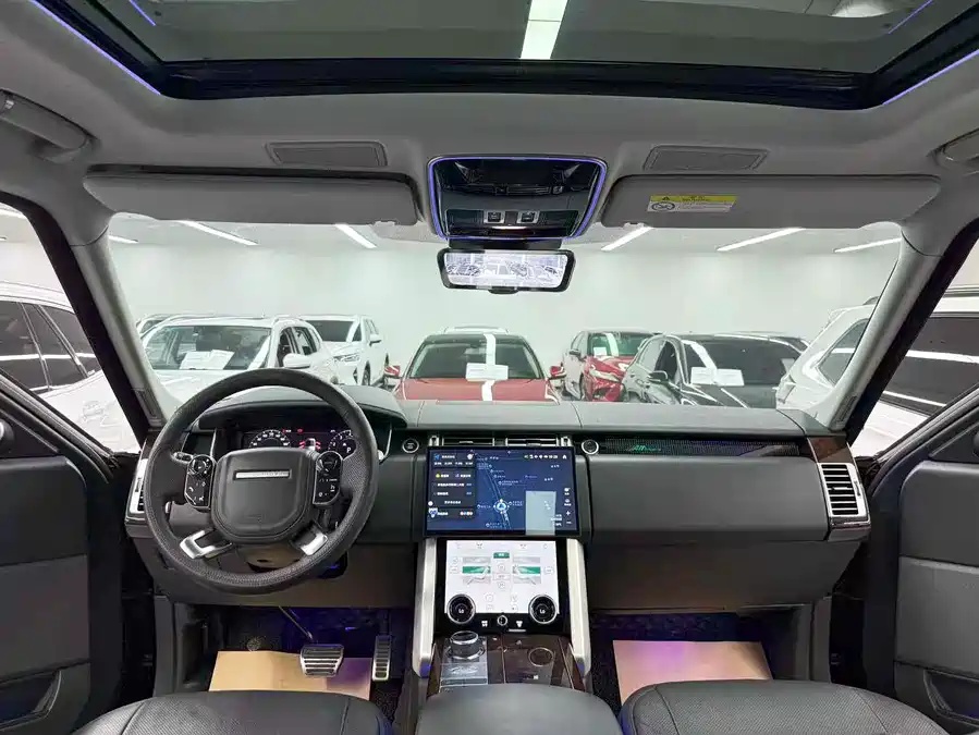 2022 Land Rover Range Rover 3.0 L6 360PS Autobiography