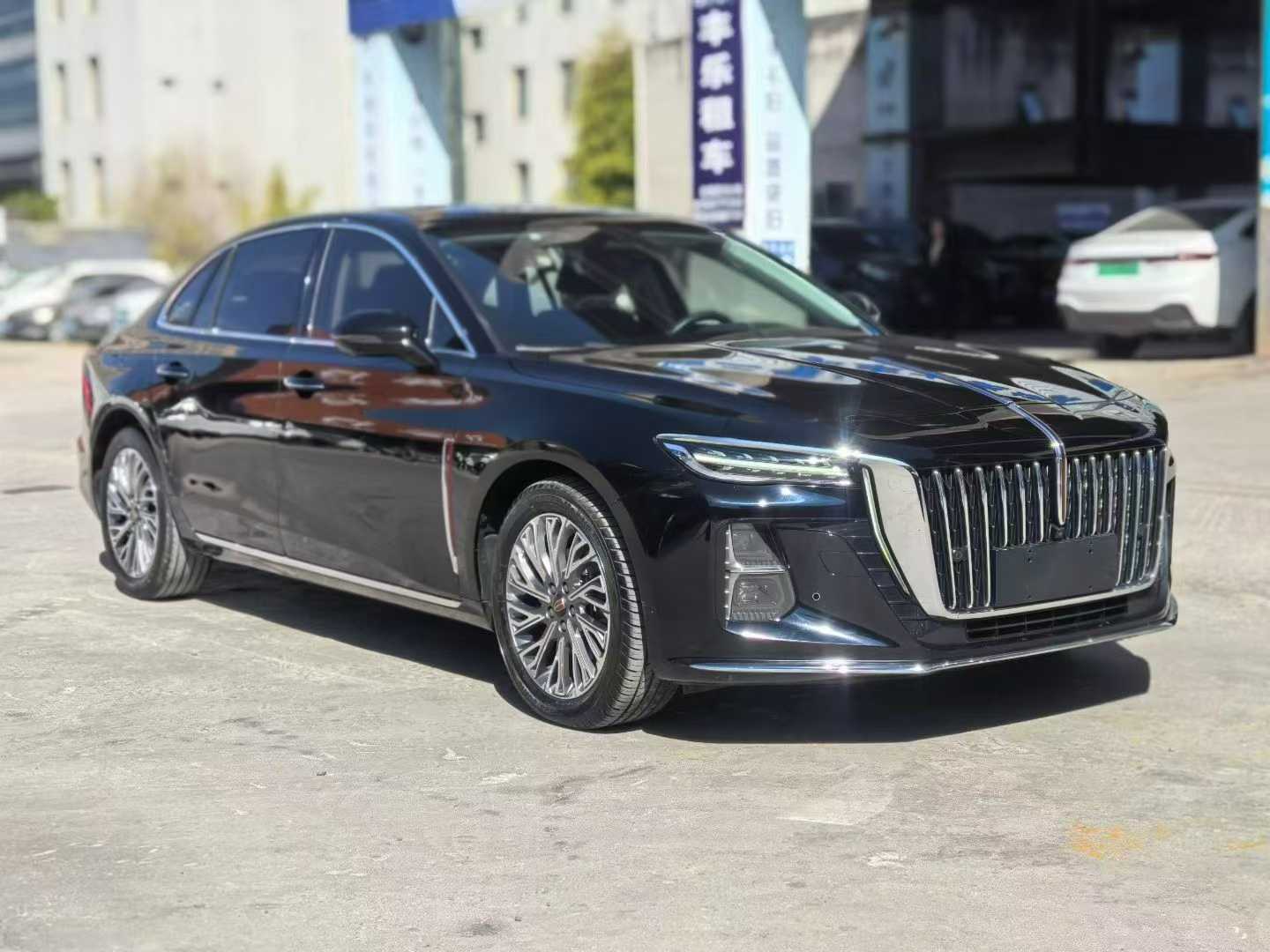 Hongqi 2023 Hongqi H5 2.0T Flagship Edition