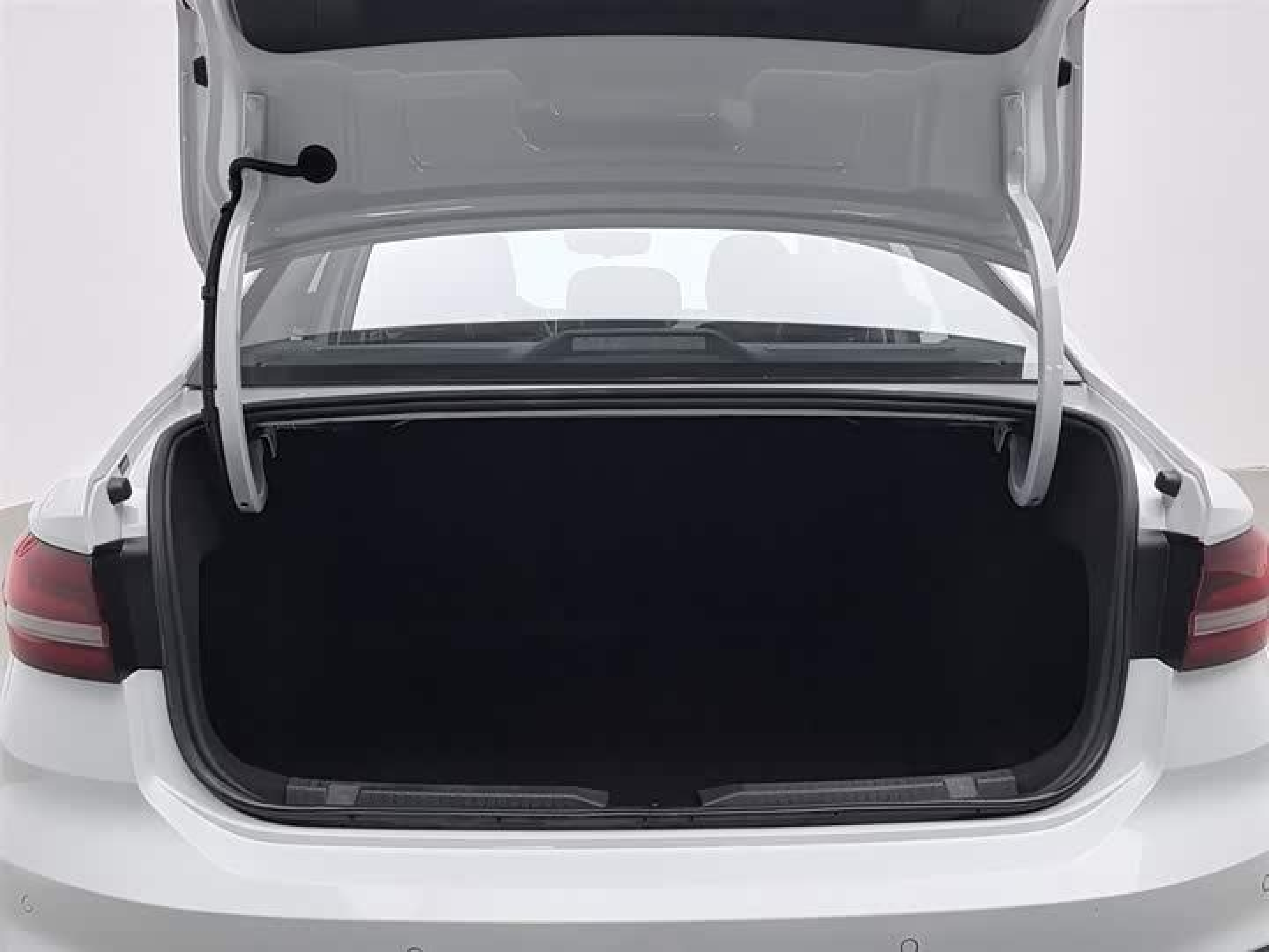 Volkswagen 2023 Volkswagen Lavida 1.5L Automatic Comfort Edition