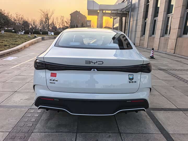 BYD Seal 06 2024 DM-i 120 км Престижная версия
