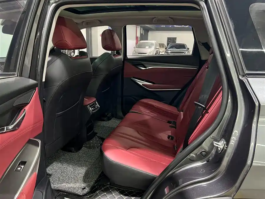 Changan Changan CS75 PLUS 2021 1.5T Automatic Luxury Edition